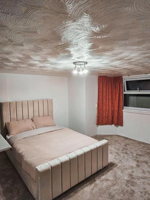 Spacious House In อิปสวิช ภายนอก รูปภาพ