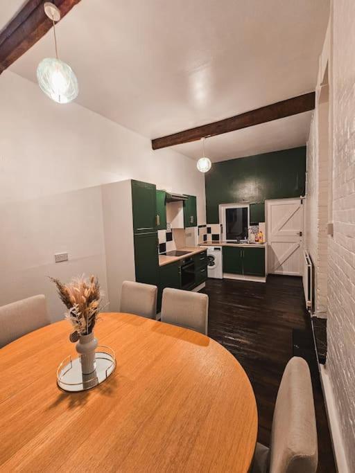Spacious House In อิปสวิช ภายนอก รูปภาพ